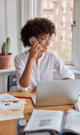 businesswoman-papers.jpg